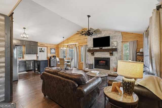 130 Clark Drive, Ellijay, GA 30540