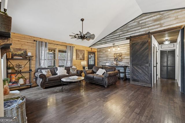 130 Clark Drive, Ellijay, GA 30540