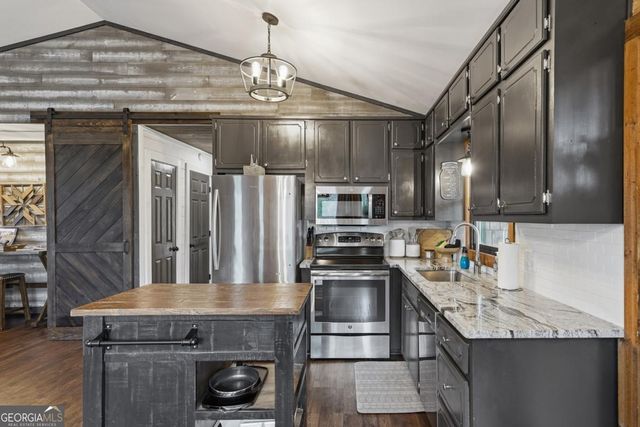 130 Clark Drive, Ellijay, GA 30540