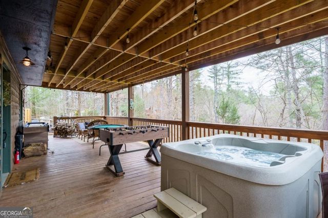 130 Clark Drive, Ellijay, GA 30540