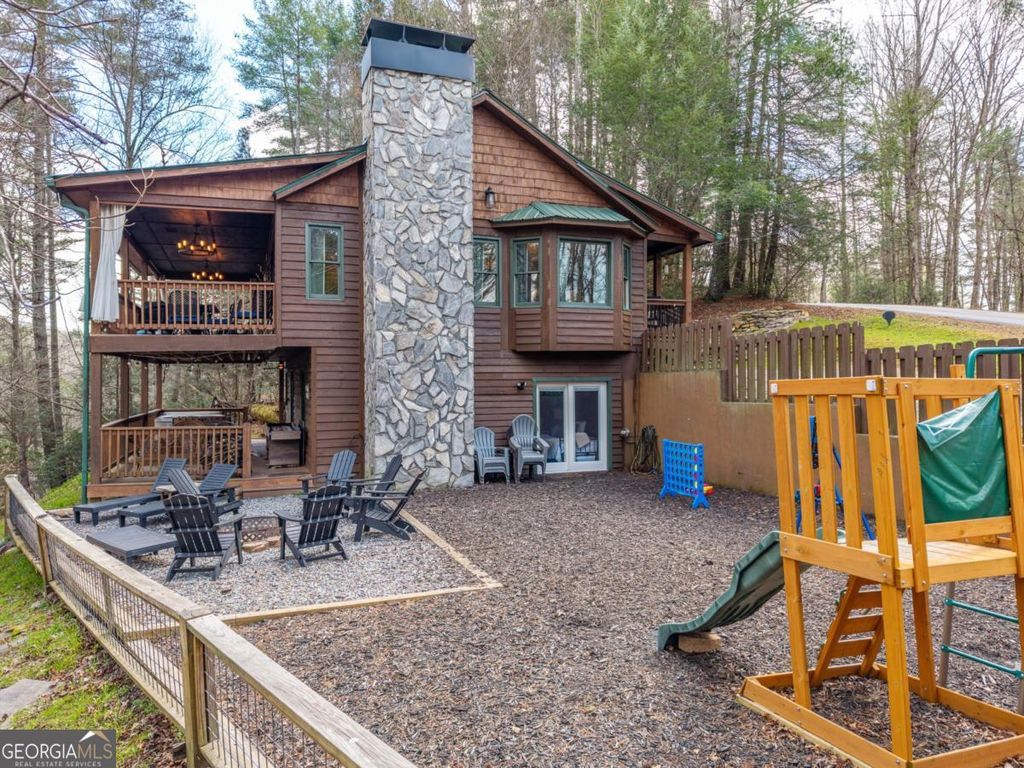 130 Clark Drive, Ellijay, GA 30540