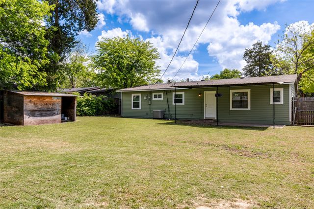 11525 Strand Street, Dallas, TX 75218