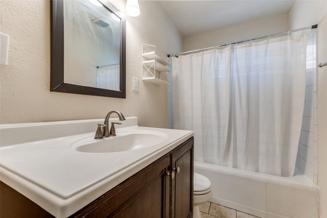 11525 Strand Street, Dallas, TX 75218