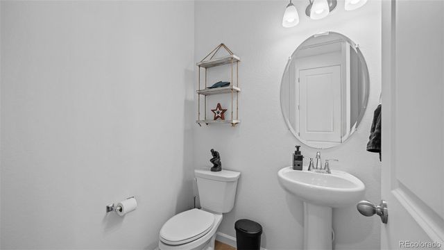 24770 E 39th Avenue, Aurora, CO 80019