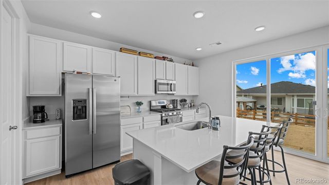 24770 E 39th Avenue, Aurora, CO 80019