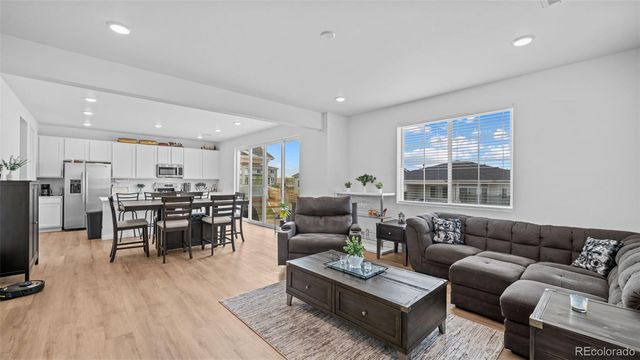 24770 E 39th Avenue, Aurora, CO 80019