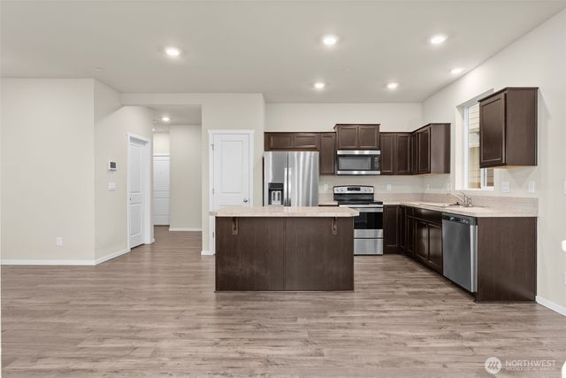 10957 188th Street E, Puyallup, WA 98374