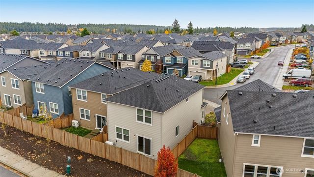 10957 188th Street E, Puyallup, WA 98374