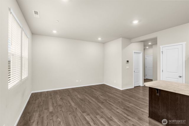 10957 188th Street E, Puyallup, WA 98374