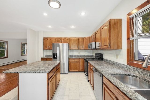 90 East Main 1, Northborough, MA 01532