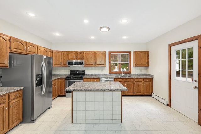 90 East Main 1, Northborough, MA 01532