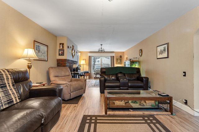 19 Woodlawn Road, Burlington, VT 05408