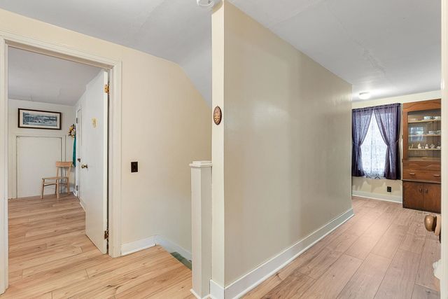 19 Woodlawn Road, Burlington, VT 05408