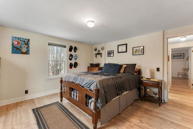 19 Woodlawn Road, Burlington, VT 05408