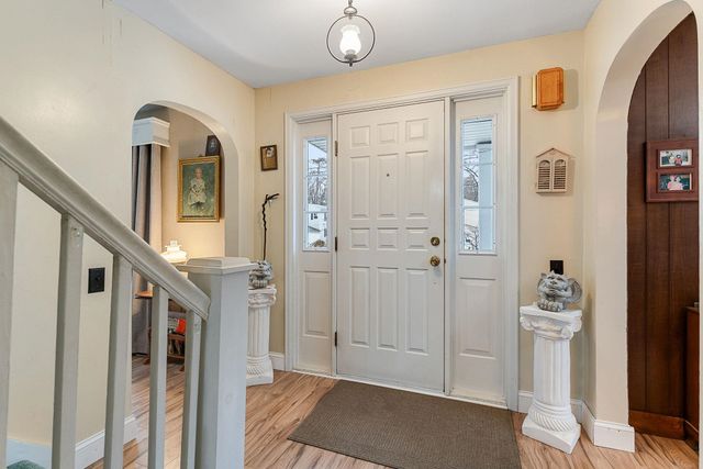 19 Woodlawn Road, Burlington, VT 05408