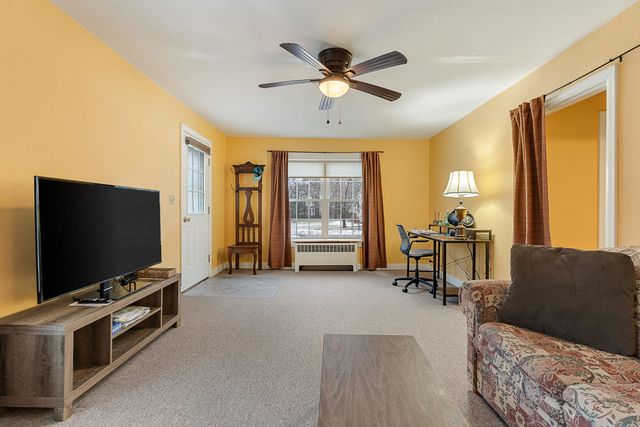 19 Woodlawn Road, Burlington, VT 05408