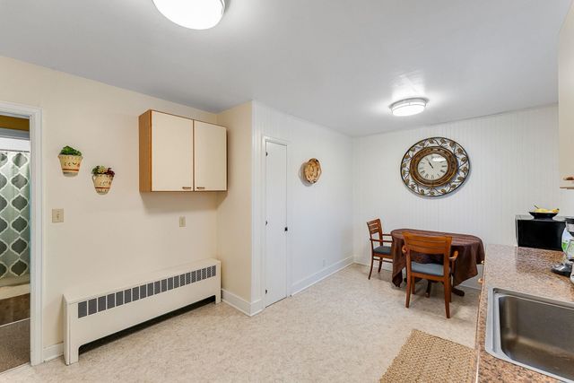 19 Woodlawn Road, Burlington, VT 05408