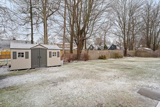 19 Woodlawn Road, Burlington, VT 05408