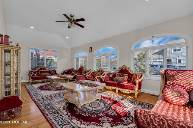 185 Dayna Court, Toms River, NJ 08753
