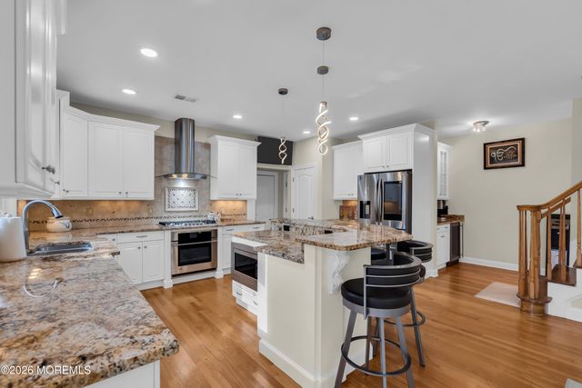 185 Dayna Court, Toms River, NJ 08753
