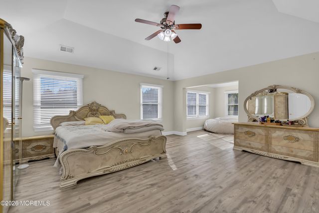 185 Dayna Court, Toms River, NJ 08753