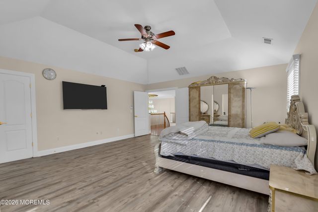 185 Dayna Court, Toms River, NJ 08753