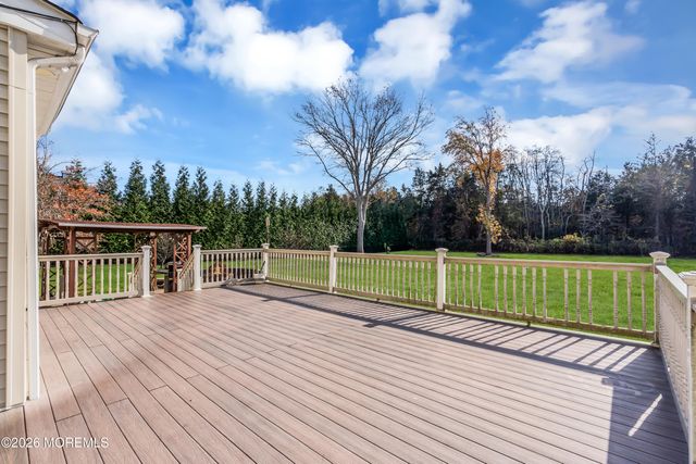 185 Dayna Court, Toms River, NJ 08753