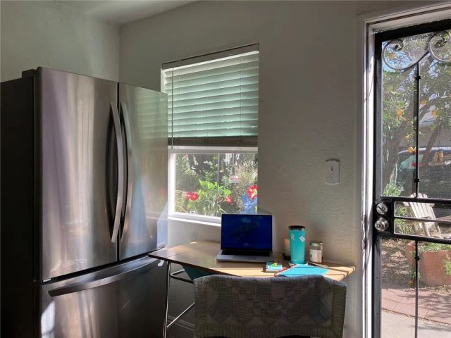 13516 Dyer Street, Sylmar, CA 91342