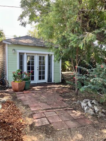 13516 Dyer Street, Sylmar, CA 91342