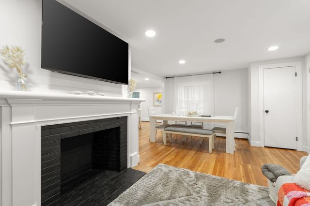21 Hazelmoor Rd, Yarmouth, MA 02664