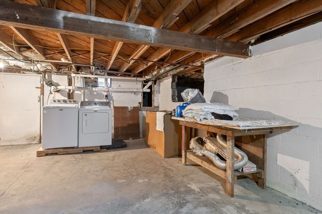 21 Hazelmoor Rd, Yarmouth, MA 02664