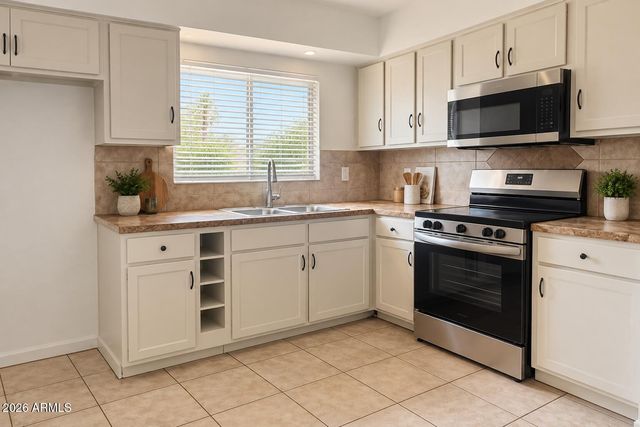 4435 W EVA Street, Glendale, AZ 85302