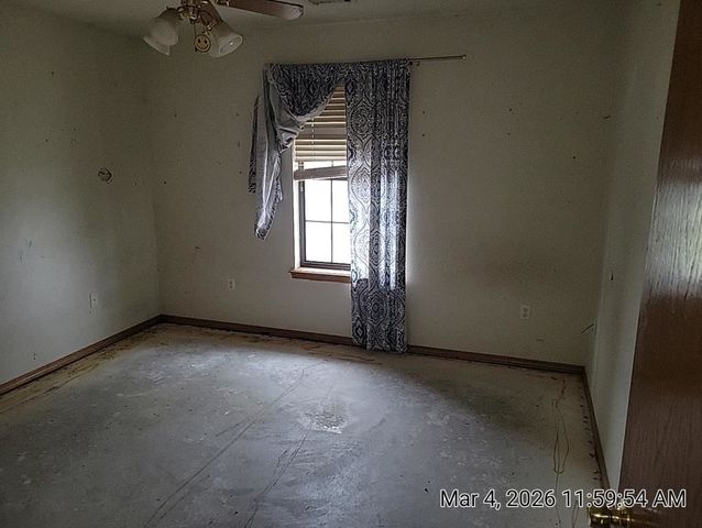 22 NW Valleybrook Dr, Lawton, OK 73505