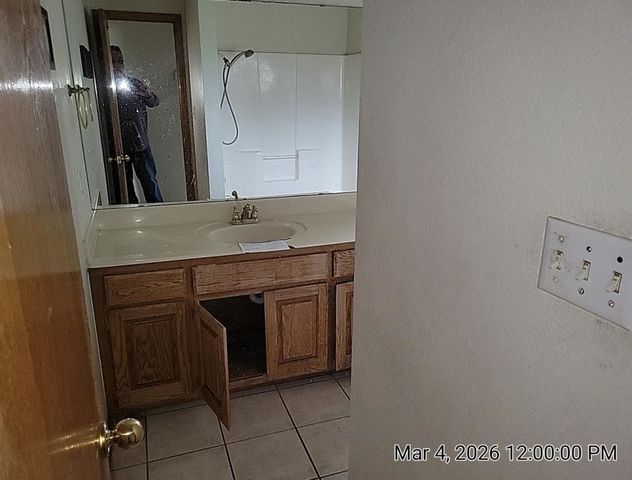 22 NW Valleybrook Dr, Lawton, OK 73505