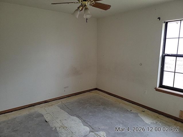 22 NW Valleybrook Dr, Lawton, OK 73505