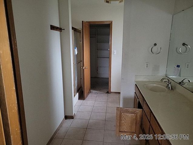 22 NW Valleybrook Dr, Lawton, OK 73505