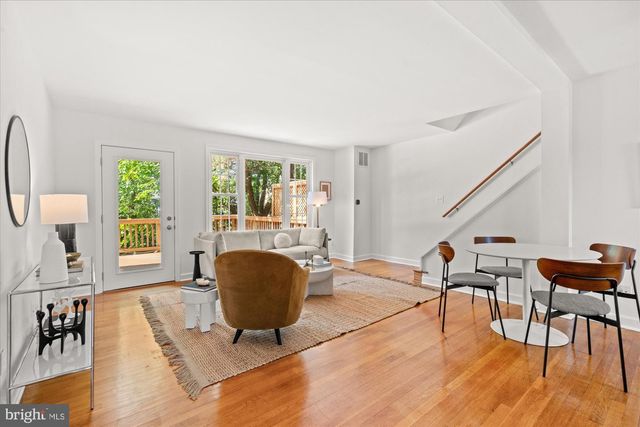 4 ANCELL ST, Alexandria, VA 22305