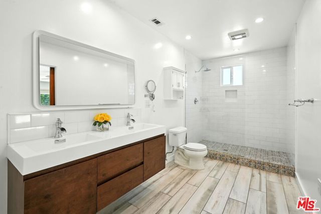 20616 Quedo Drive, Woodland Hills (los Angeles), CA 91364