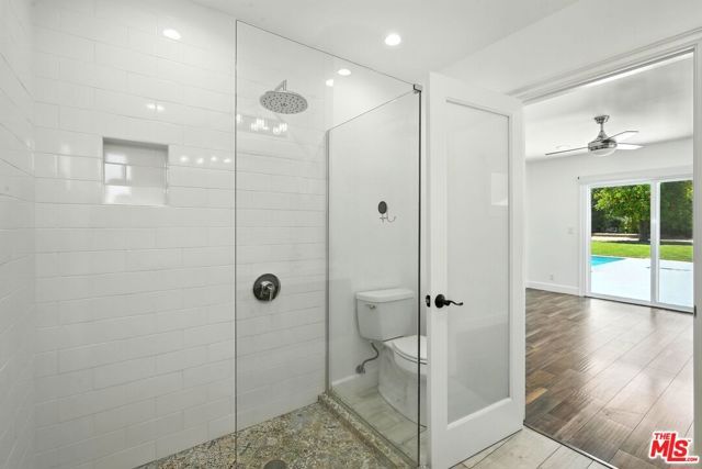 20616 Quedo Drive, Woodland Hills (los Angeles), CA 91364