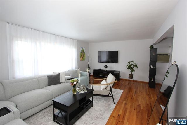 34 North Street 2, Elmwood Park, NJ 07407
