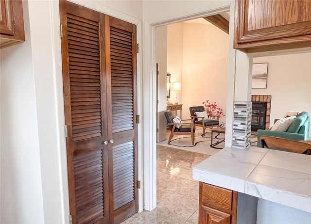 10 Loma Vista, Los Alamos, NM 87544