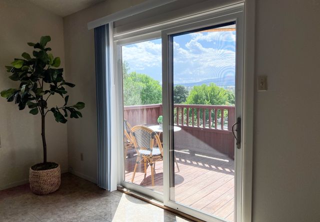 10 Loma Vista, Los Alamos, NM 87544