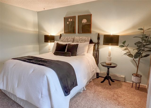 10 Loma Vista, Los Alamos, NM 87544