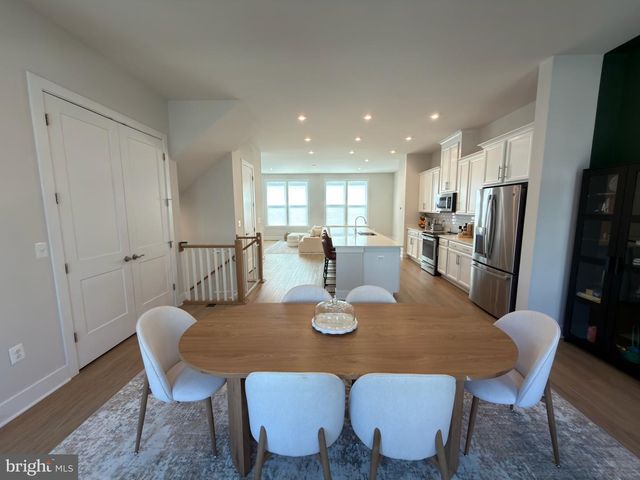 2301 LIBERTY LOOP, Herndon, VA 20171