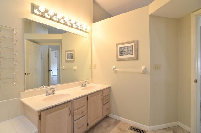 10853 Sawgrass Court, Union, KY 41091