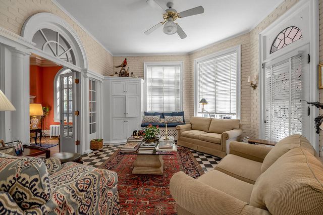 1014 Richmond Road, Lexington, KY 40502