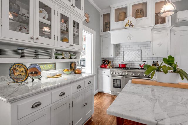 1014 Richmond Road, Lexington, KY 40502