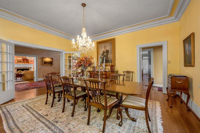 1014 Richmond Road, Lexington, KY 40502