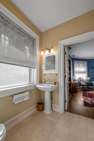 1014 Richmond Road, Lexington, KY 40502