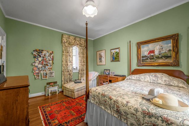 1014 Richmond Road, Lexington, KY 40502